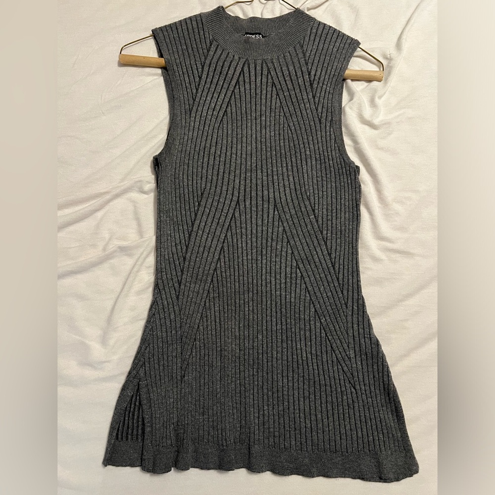Express sweater tank size medium